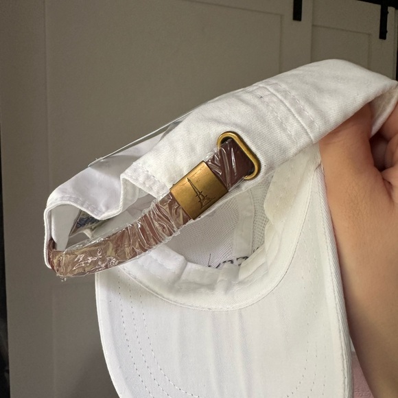 “WIFEY” hat - Picture 2 of 3